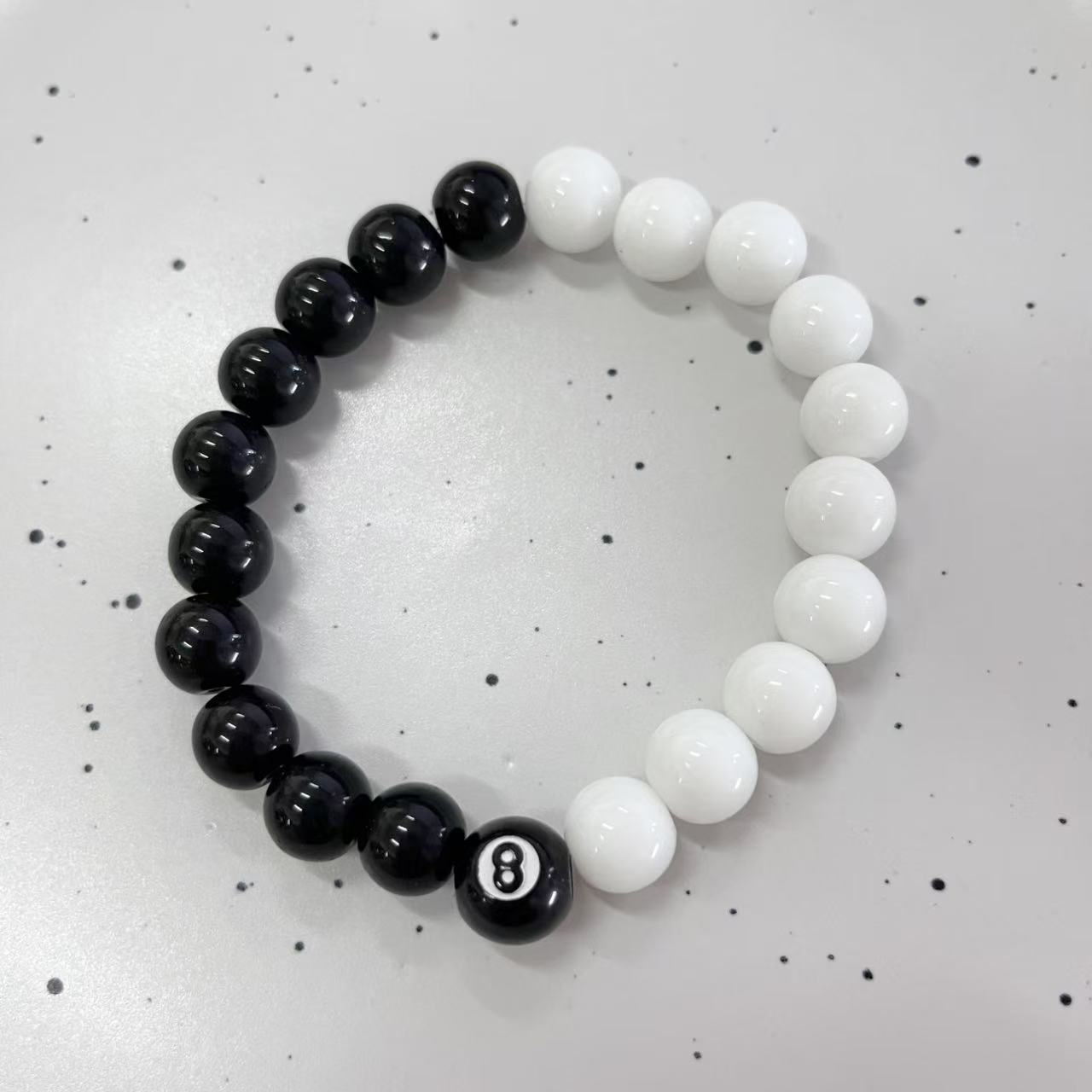 Women’s Pearl Beaded Bracelet – Elastic String Design