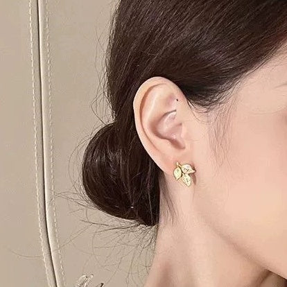 Elegant Leaf Earrings for Women – High-End Birthday Gift Jewellery