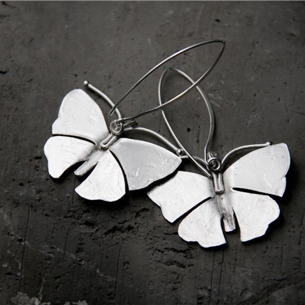 S925 Sterling Silver Vintage Butterfly Earrings – Elegant Women’s Jewelry