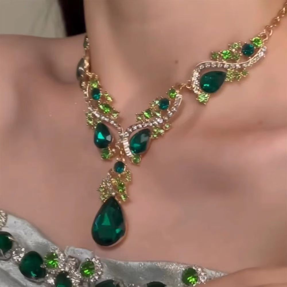 Women’s Industrial Chic Necklace & Earrings Set – Bold Statement Jewellery