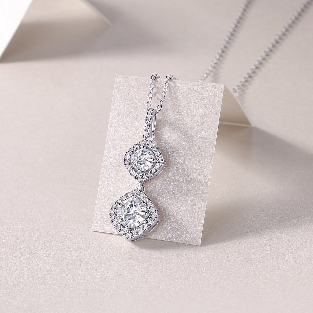 Snowy Wonderland 1-Carat Moissanite Pendant Set – S925 Sterling Silver & Platinum