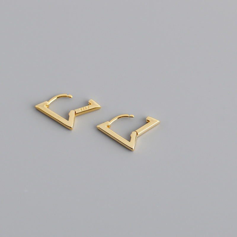 Minimalist Triangle 925 Sterling Silver Earrings – Geometric Studs