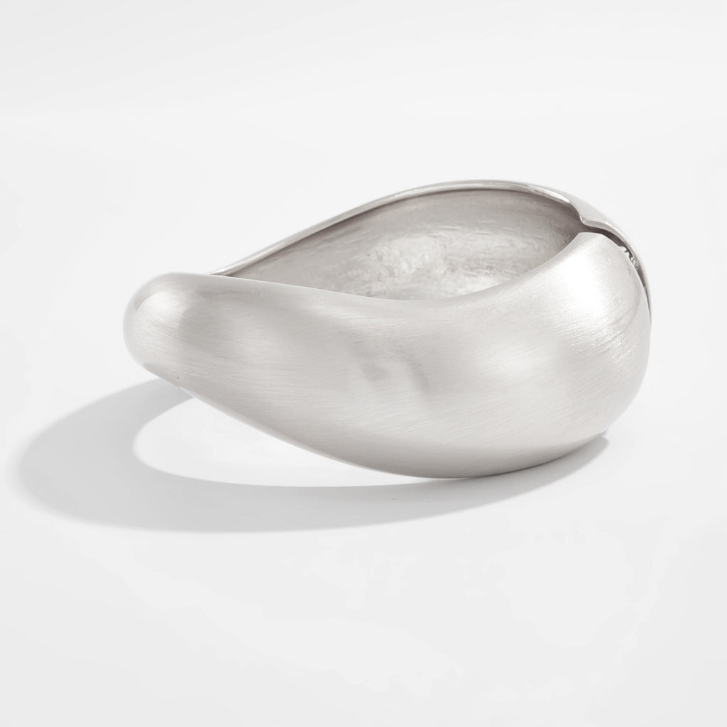 Glossy & Matte Metal Bracelet – Adjustable Spring Opening Design