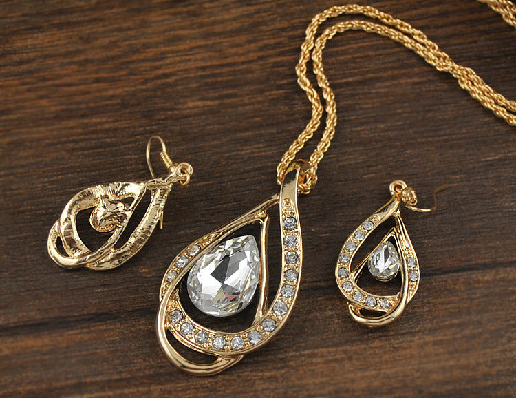 Double Drop Crystal Jewellery Set – Elegant Necklace & Earrings