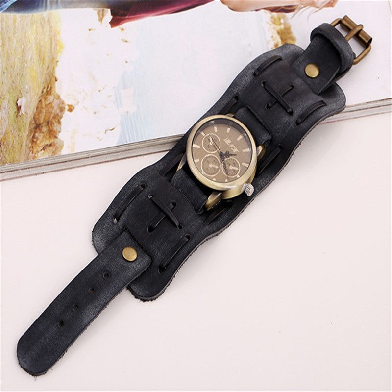 Retro Cowhide Leather Men’s Wristwatch – Classic Punk Style