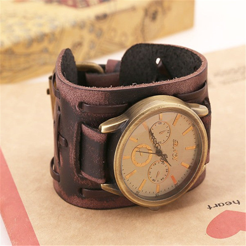 Retro Cowhide Leather Men’s Wristwatch – Classic Punk Style