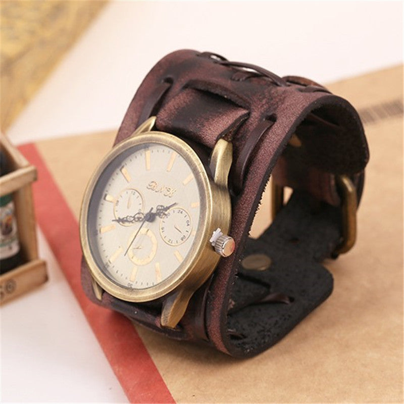 Retro Cowhide Leather Men’s Wristwatch – Classic Punk Style