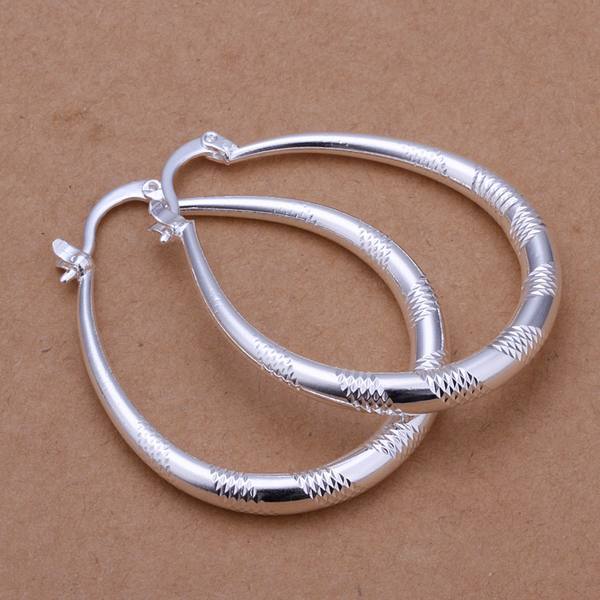European & American Creative Hoop Earrings – Stylish Women’s Jewellery