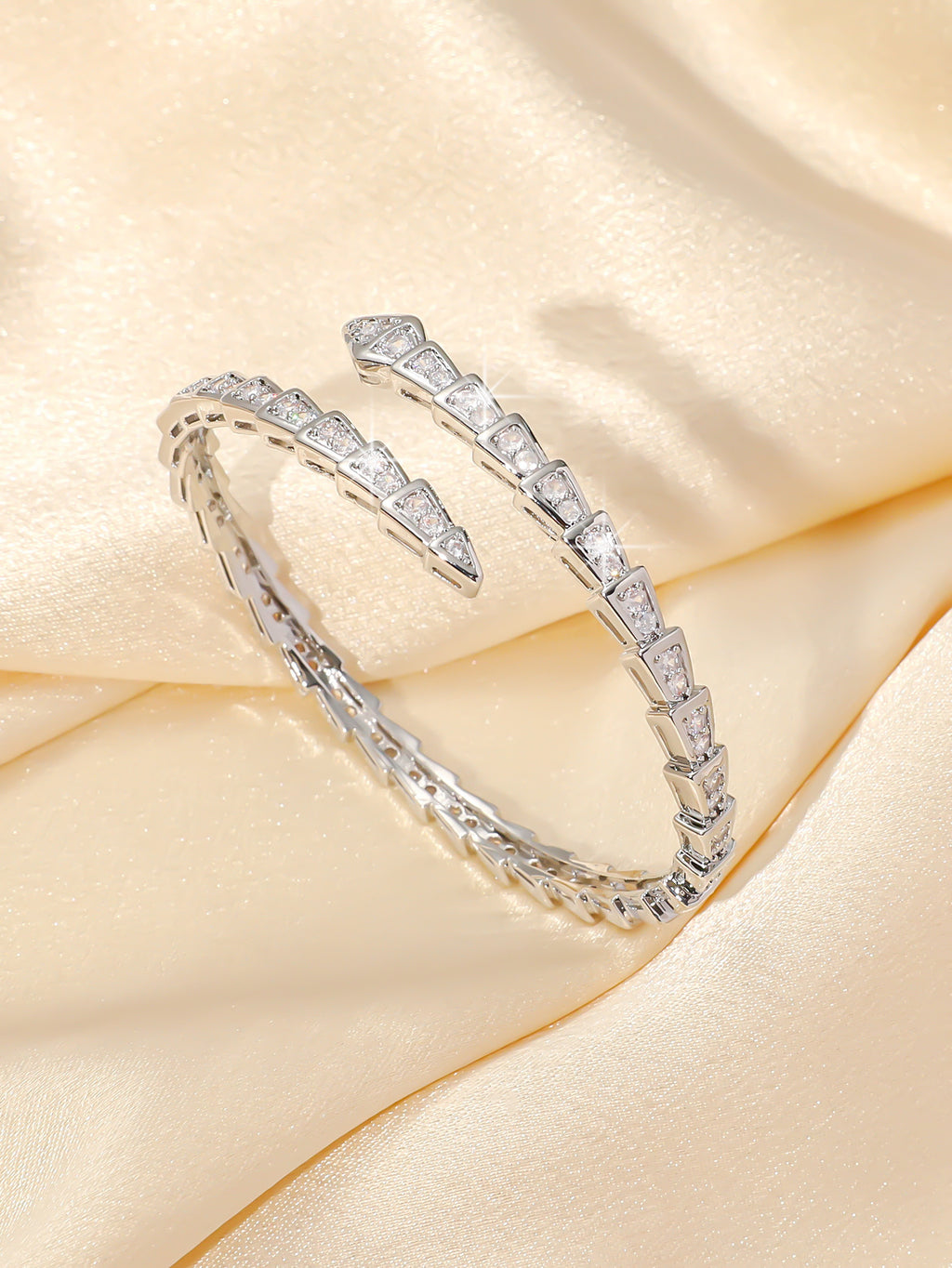 Zircon Micro-Inlaid Bracelet – High-Grade Couple Nail Style Hand Jewellery