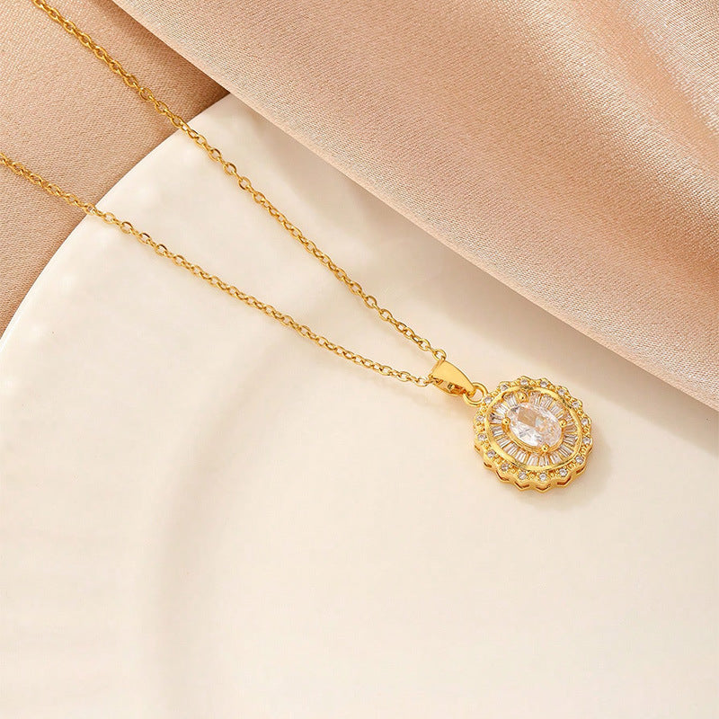 Light Luxury Love Necklace – All-Match Elegant Jewellery for Women