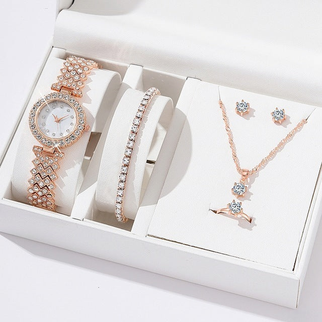 Diamond Women’s Watch – Luxury Rhinestone Quartz Bracelet for Ladies