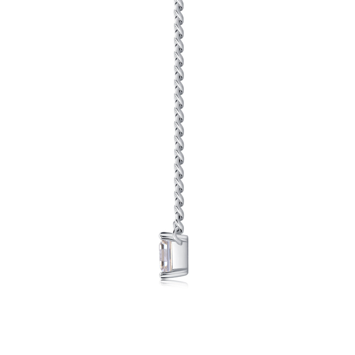 Zhang Yang – Luxurious Square Moissanite Pendant in S925 Sterling Silver