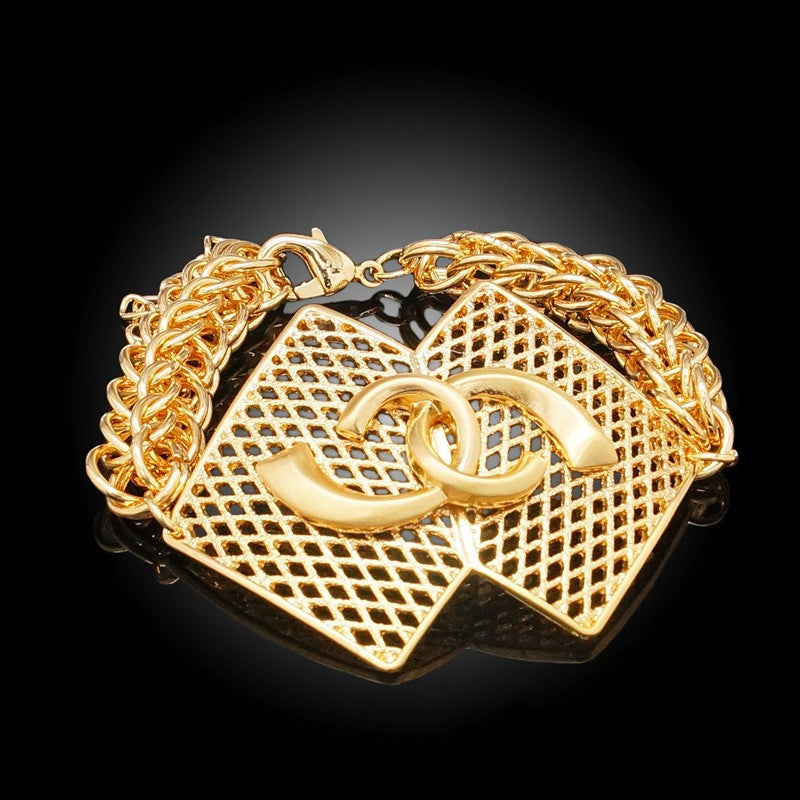 Women’s Dubai Gold 18K Gold-Plated Pendant Jewellery Set – Bold Statement Design