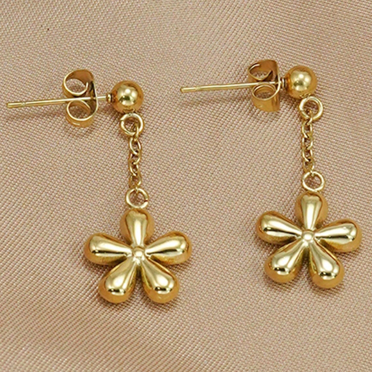 18K Gold Plated Stainless Steel Dainty Flower Necklace & Earrings Set for Women