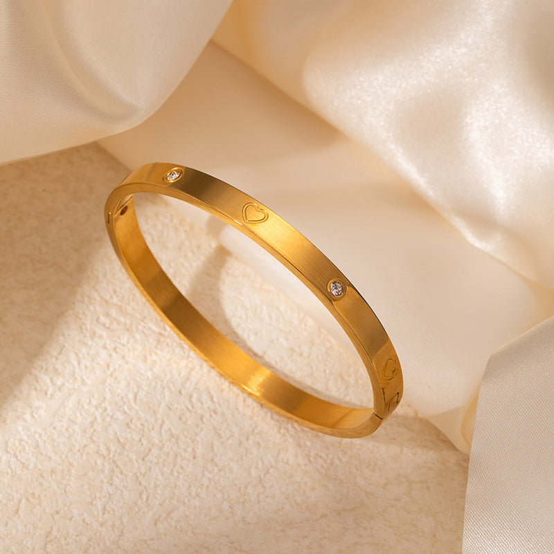 Luxury Gold Titanium Steel Bracelet for Women with Sparkling Diamonds