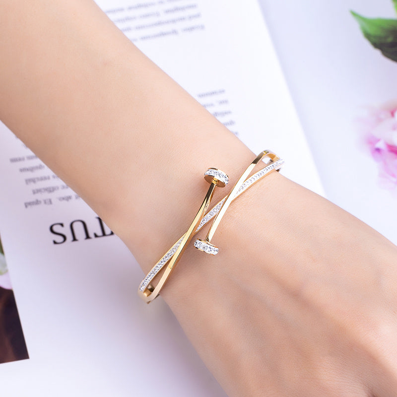 Cross Pattern Nail Bracelet – Simple Sticky Brick Style Hand Jewellery