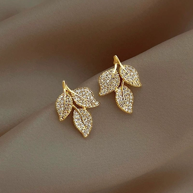 Elegant Leaf Earrings for Women – High-End Birthday Gift Jewellery