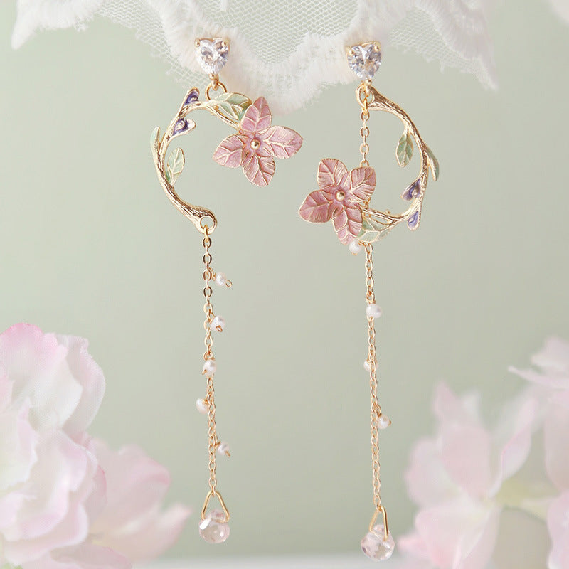 Korean Vintage Metal Flower Long Dangle Earrings – Elegant Brincos for Women