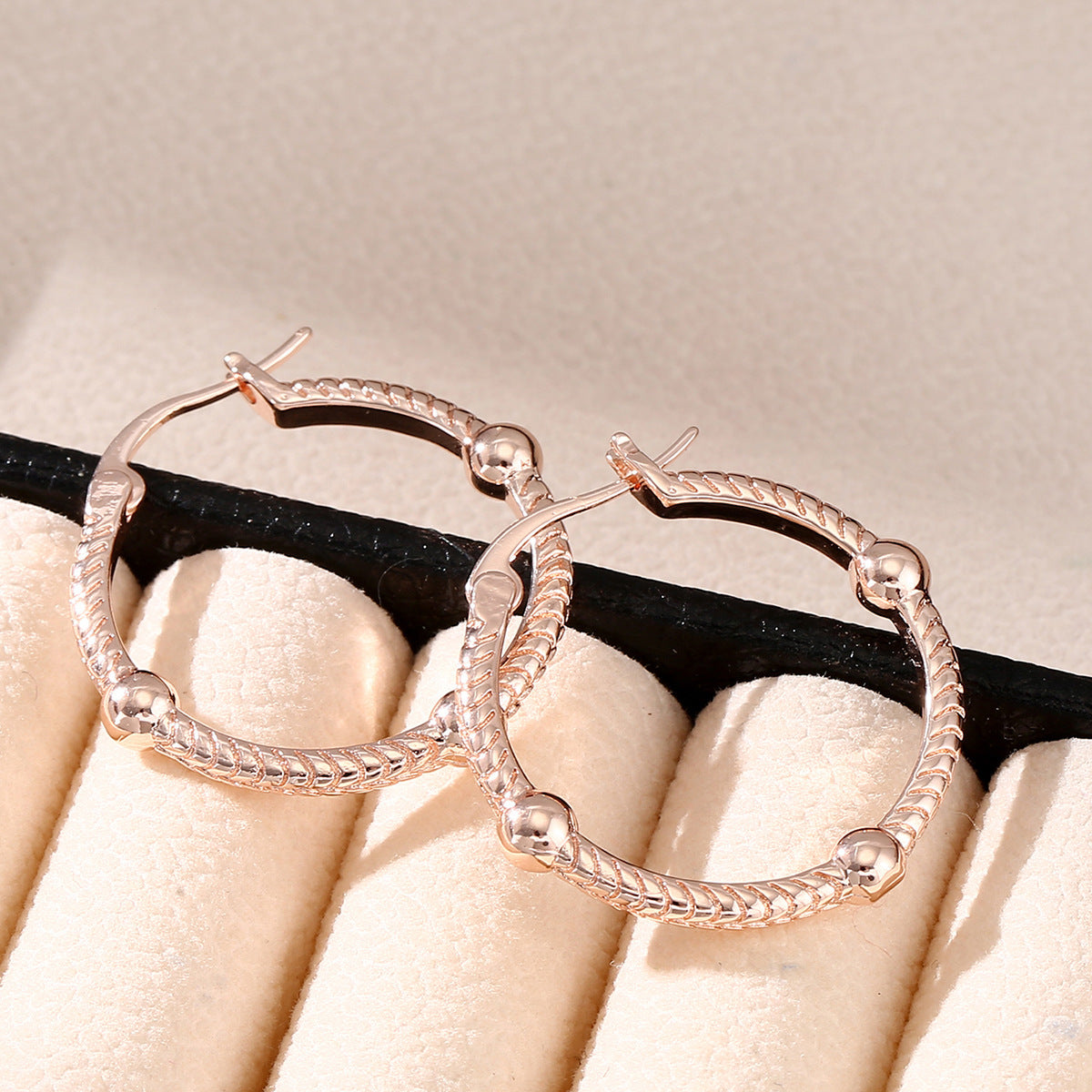 Retro Geometric Round Big Earrings – European & American Style