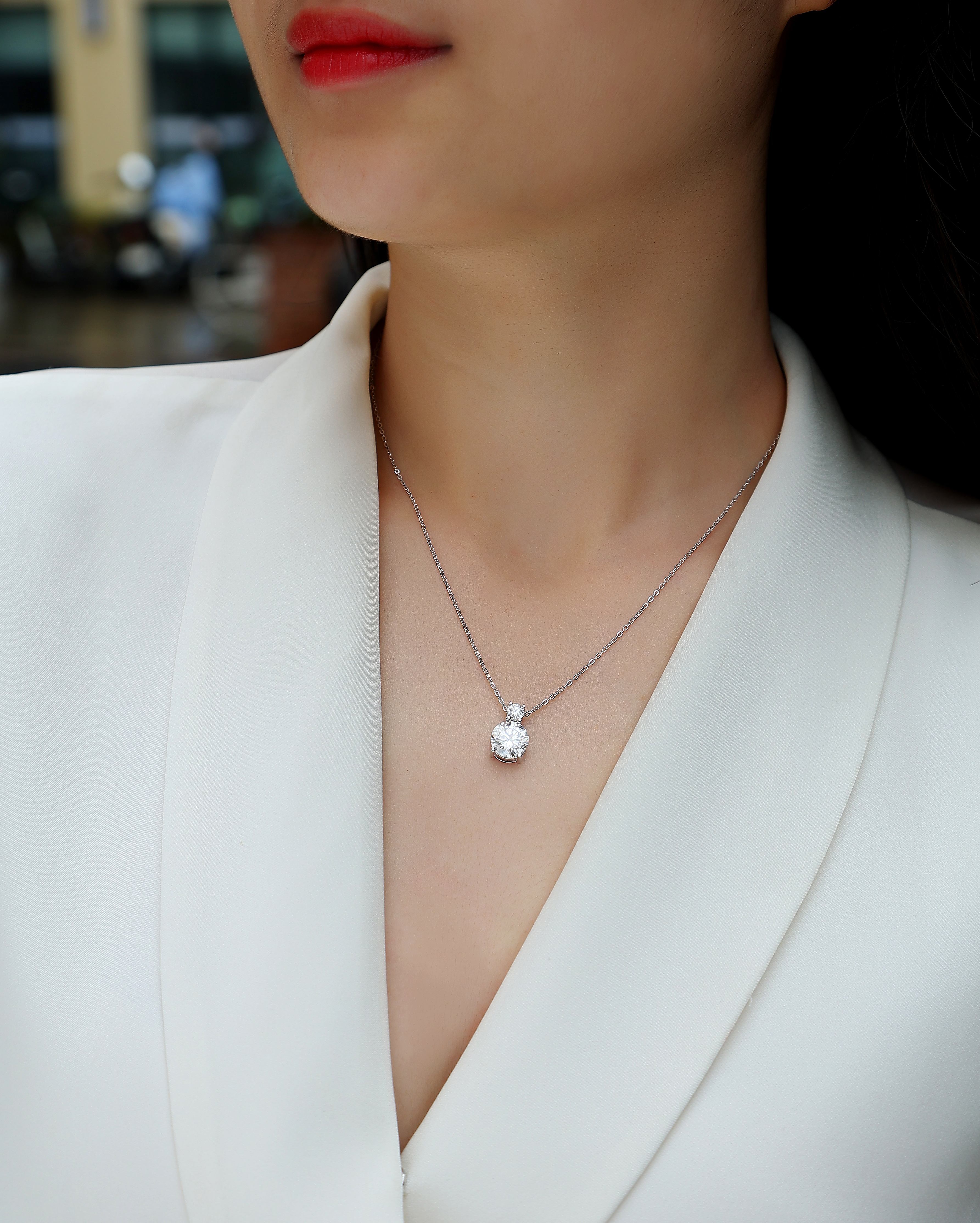 Jazz Manor – Luxurious Diamond Jewellery Pendant Set