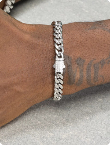 Men’s 8mm Cuban Chain Bracelet – Gold Titanium Steel