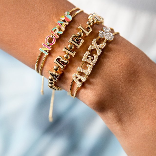 Fashionable & Minimalist 26-Letter Oil Drip Bracelet – Personalized Charm for Everyday Style