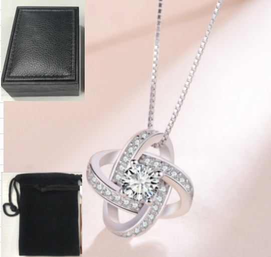 Relaxed Feel Moissanite Pendant Necklace – S925 Sterling Silver