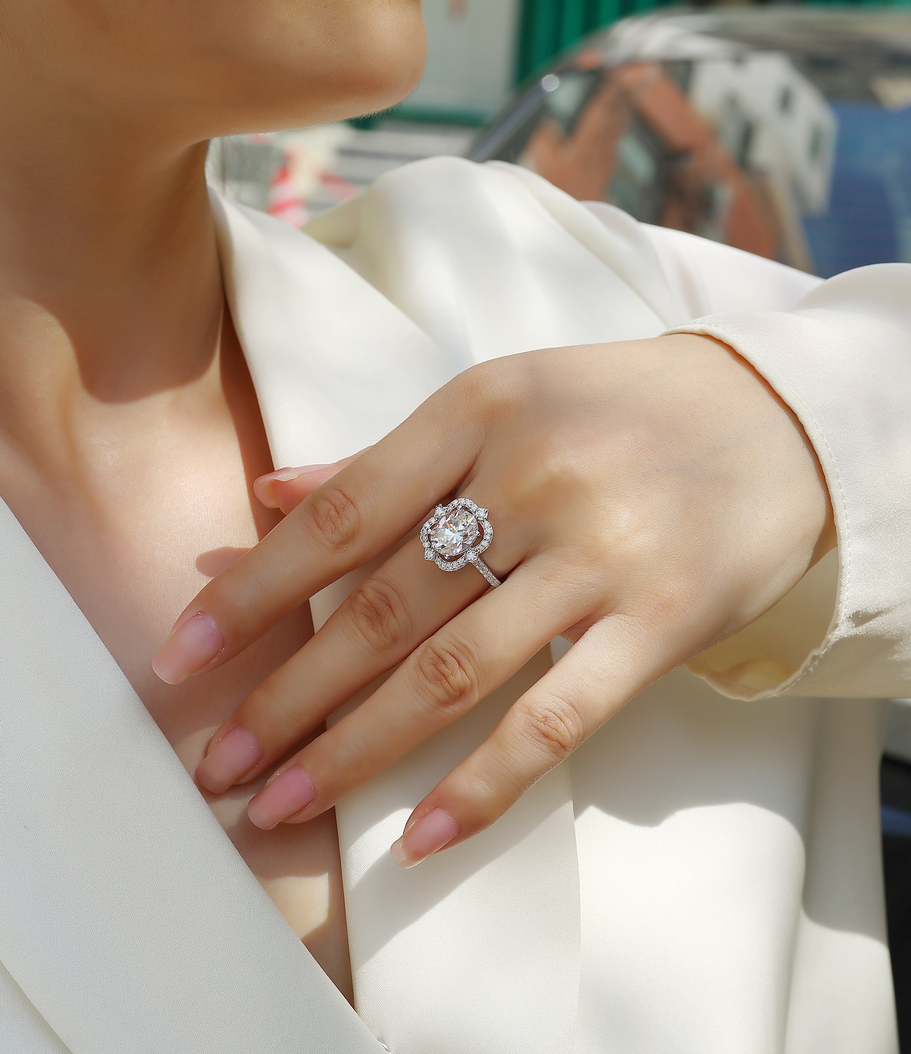 Camellia - A Fashionable Jewellery Ring Set With Moissanite S925 Sterling Silver And Gold-plated Diamond