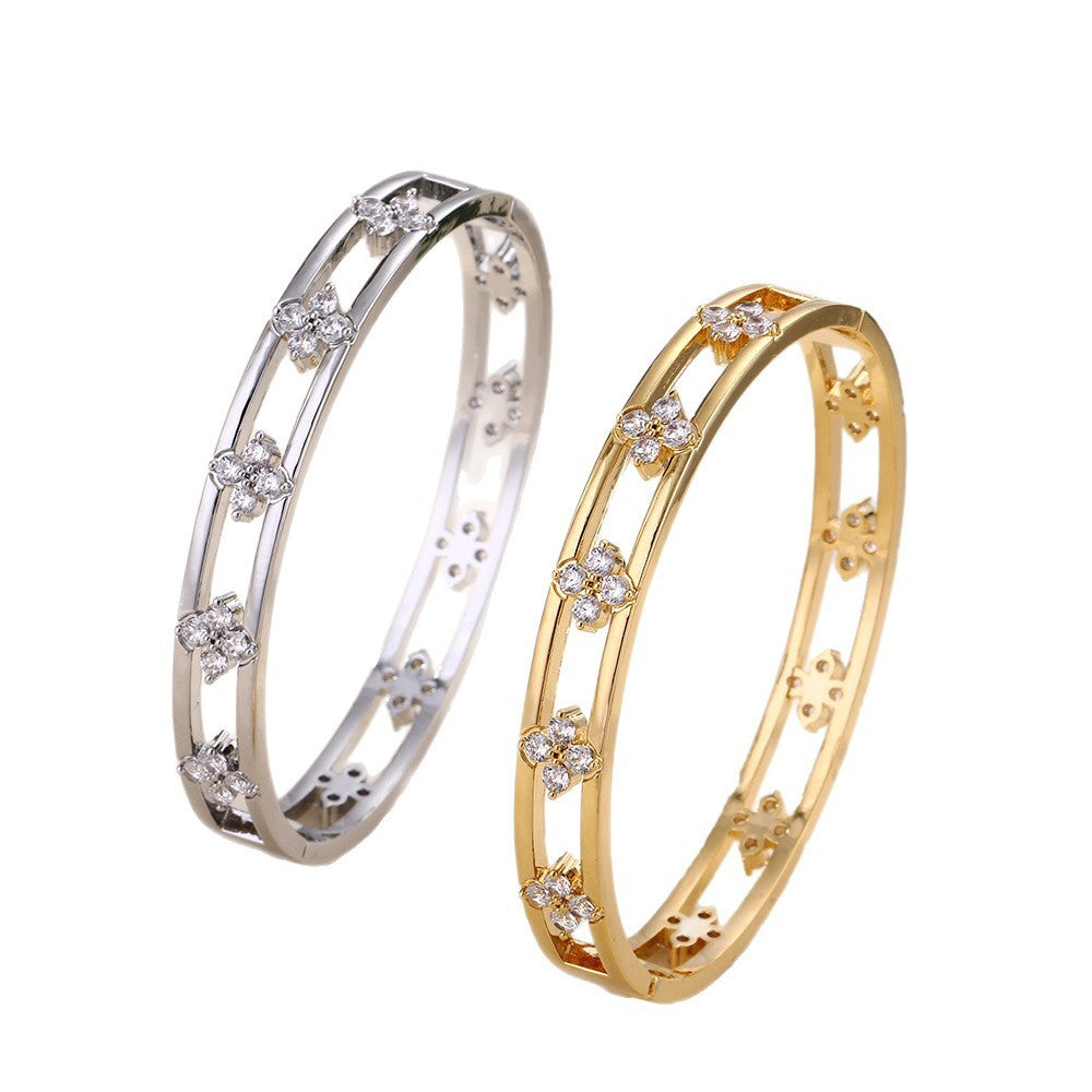 Elegant Hollow Bracelet for Women – European & American Minimalist Design