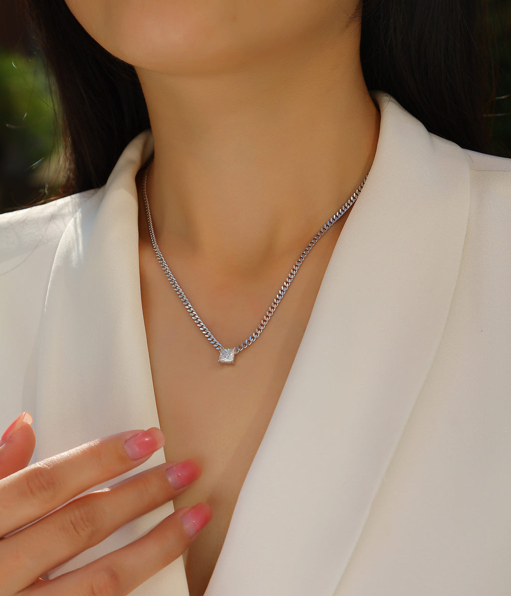 Zhang Yang – Luxurious Square Moissanite Pendant in S925 Sterling Silver