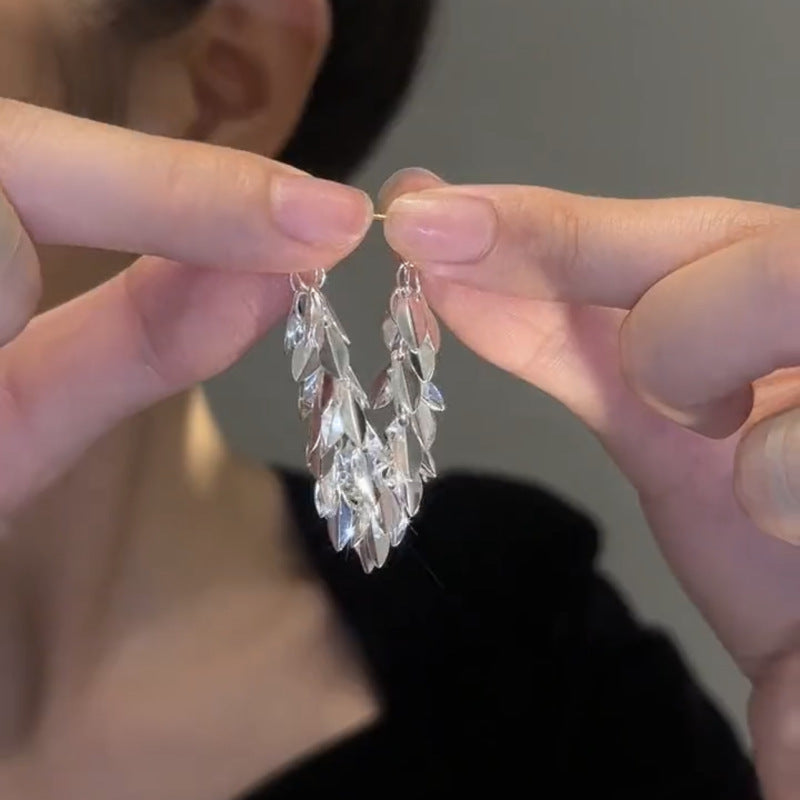 Elegant Mid-Length Leaf Earrings – Women’s Fashion Jewellery