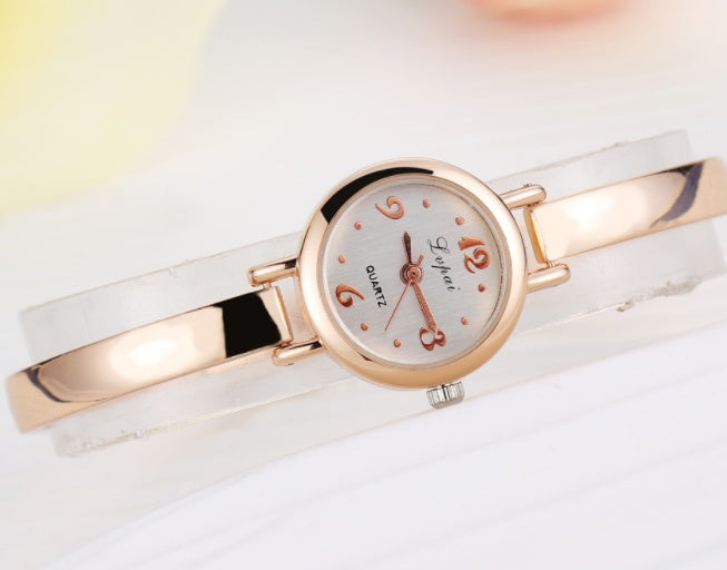 Luxury Women’s Bracelet Watch – Elegant Fashion Timepiece