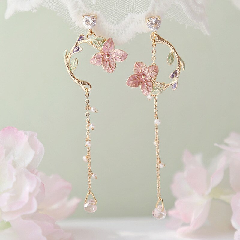 Korean Vintage Metal Flower Long Dangle Earrings – Elegant Brincos for Women