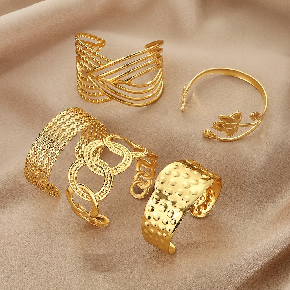 Women’s Stainless Steel Bracelet – Lotus Ring Design with Glossy Stripes