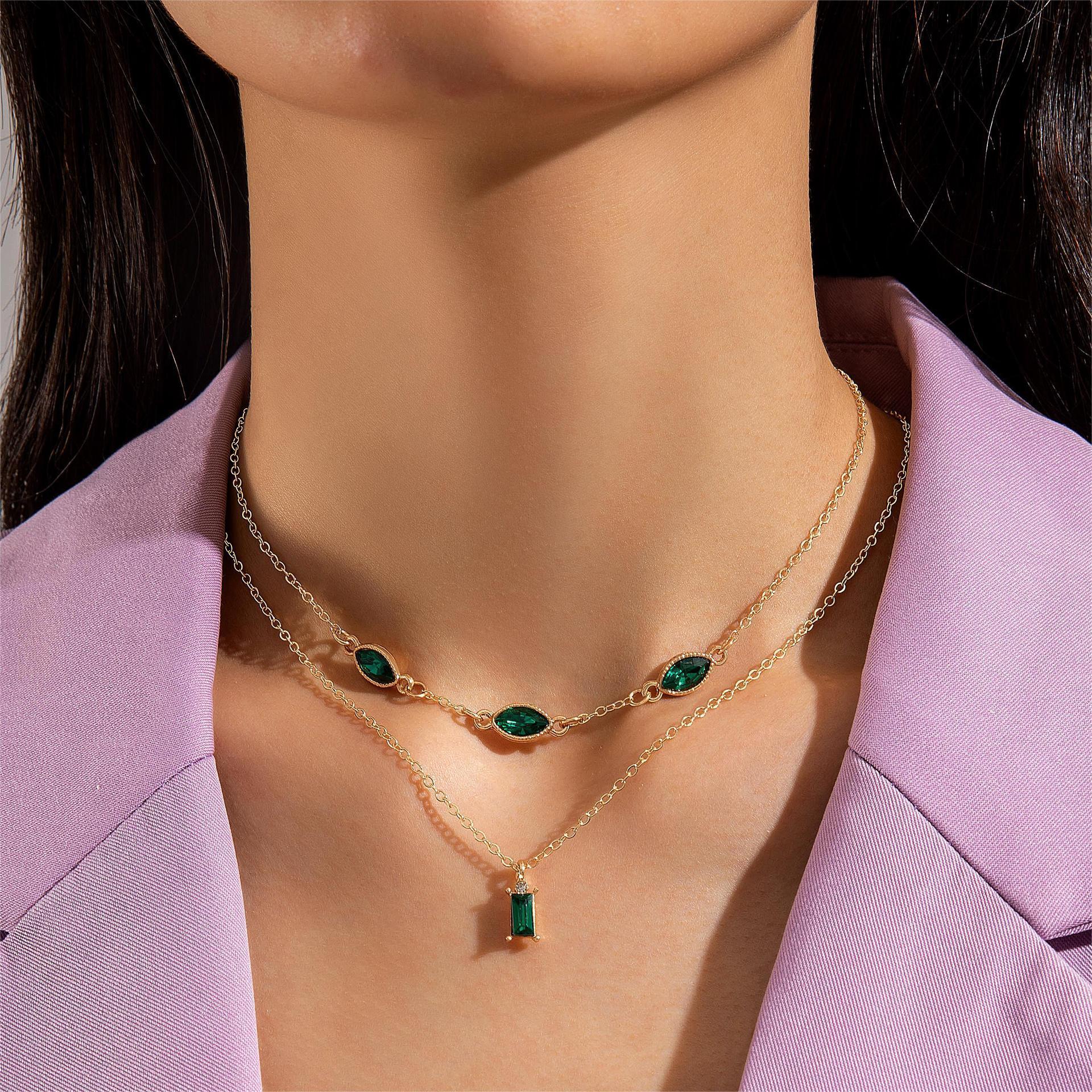 Women’s Multi-Layer Jade-Inspired Necklace – Elegant Temperament Fashion Jewellery