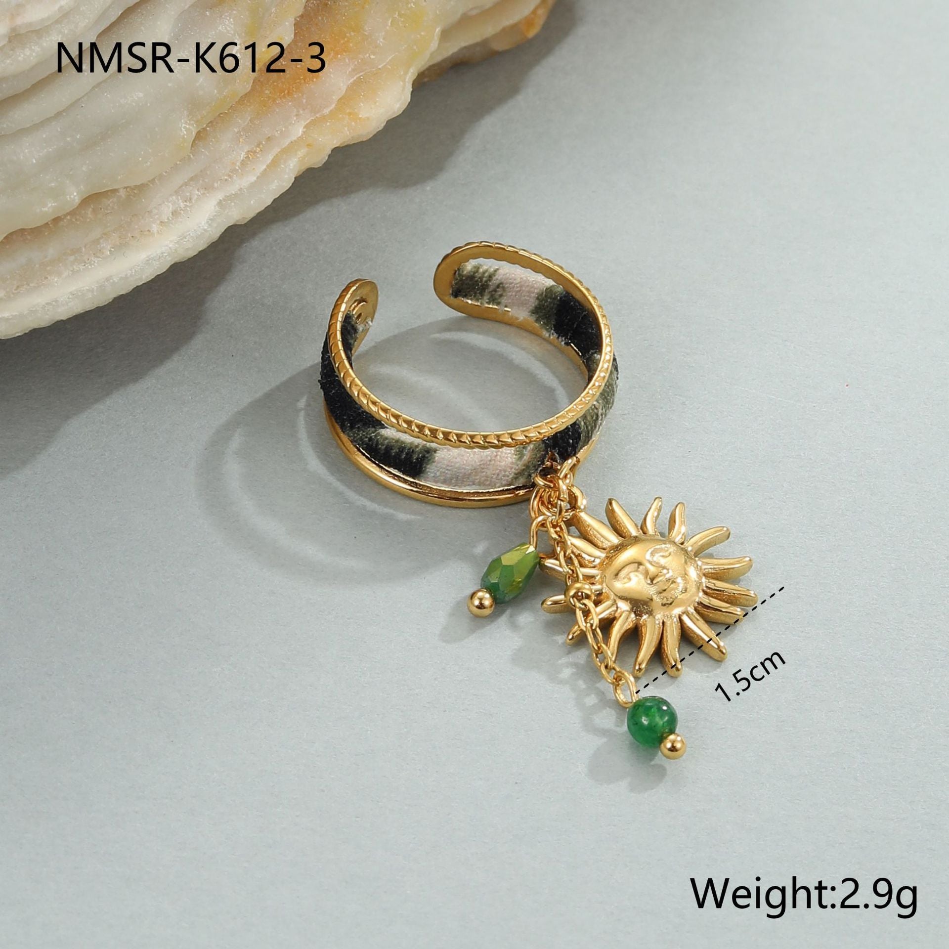 Women’s Leopard Print Pendant Necklace – Sun & Heart Stainless Steel Design