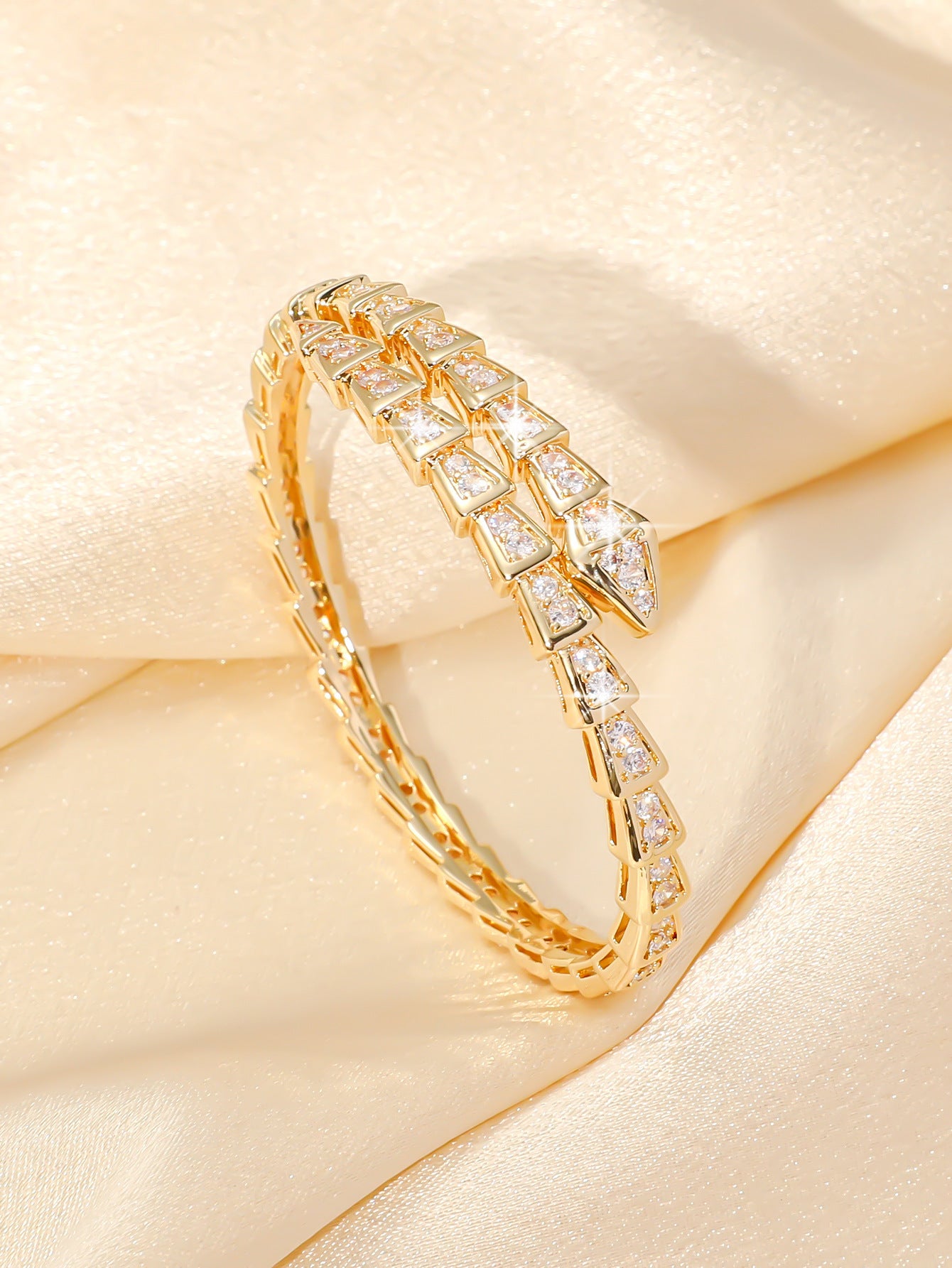 Zircon Micro-Inlaid Bracelet – High-Grade Couple Nail Style Hand Jewellery