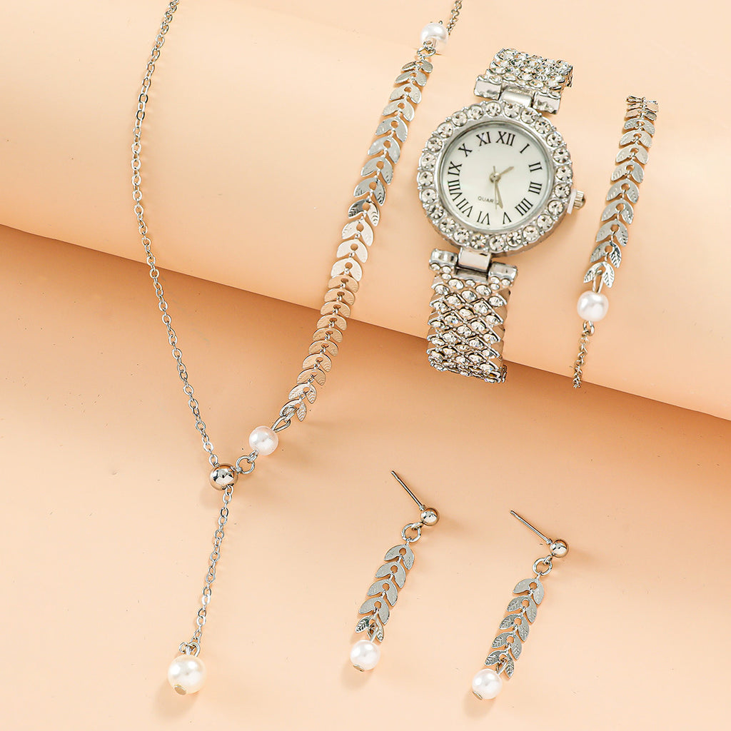 Diamond Women’s Watch – Luxury Rhinestone Quartz Bracelet for Ladies