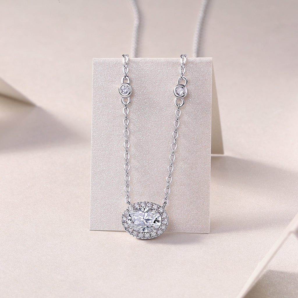 White Summer Night – Luxurious Egg-shaped Moissanite Pendant Jewellery Set in S925 Sterling Silver with Platinum Plating