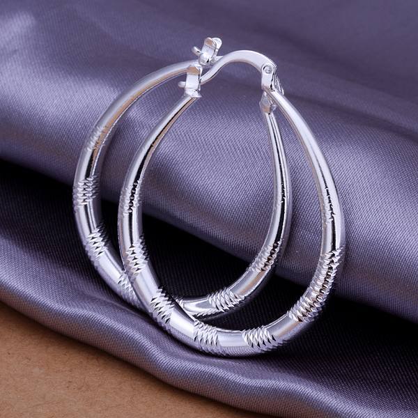 European & American Creative Hoop Earrings – Stylish Women’s Jewellery