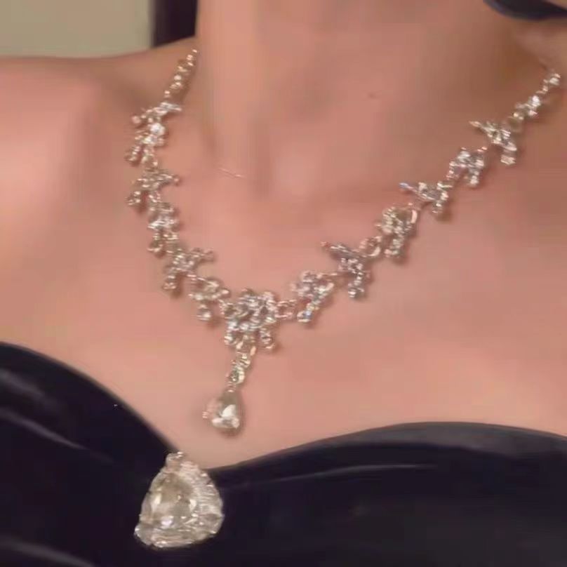 Women’s Industrial Chic Necklace & Earrings Set – Bold Statement Jewellery