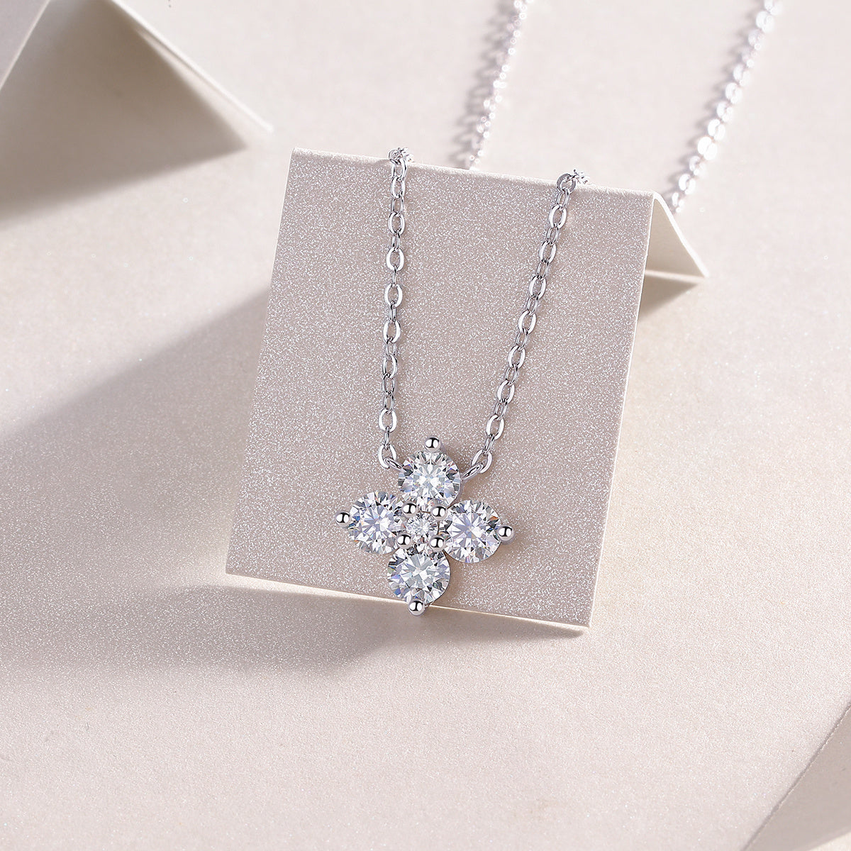 Lucky Four-Leaf Clover Pendant Set – Moissanite S925 Sterling Silver with Platinum Plating: