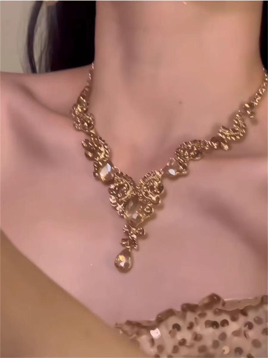 Women’s Industrial Chic Necklace & Earrings Set – Bold Statement Jewellery