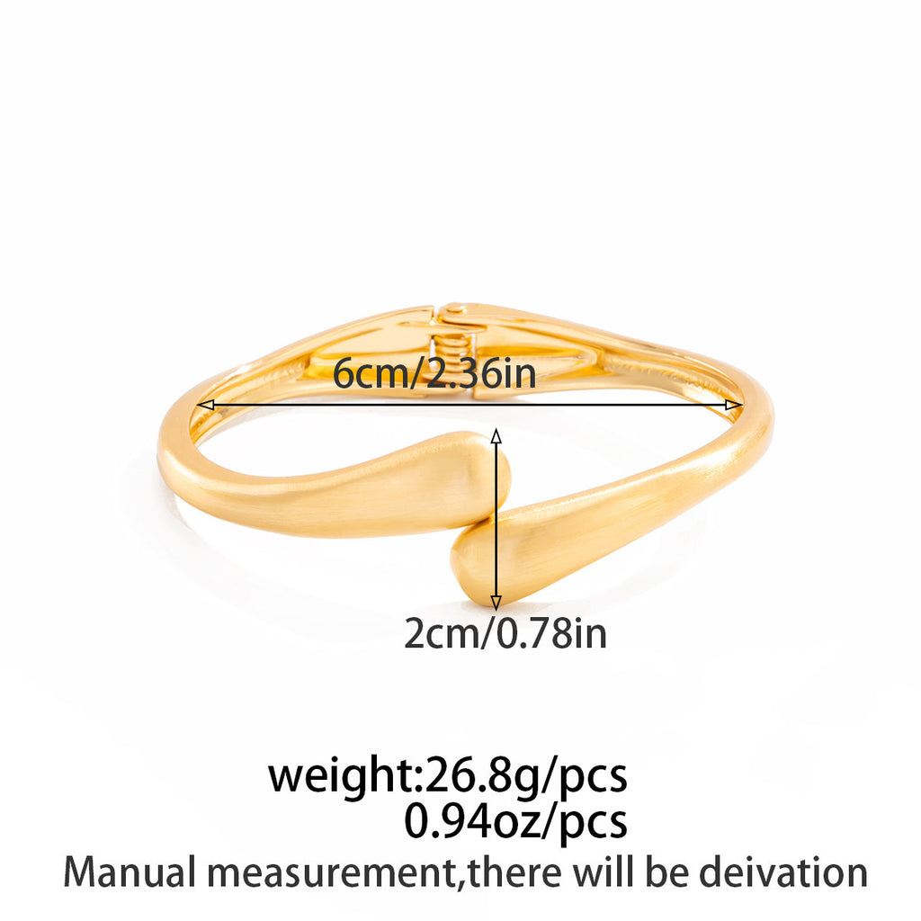 Glossy & Matte Metal Bracelet – Adjustable Spring Opening Design