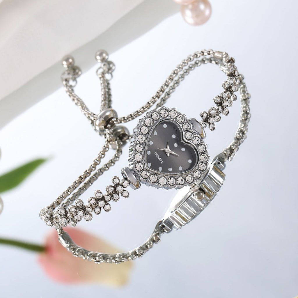 Women’s Flower Chain Diamond-Embedded Love Watch – Elegant All-Match Design