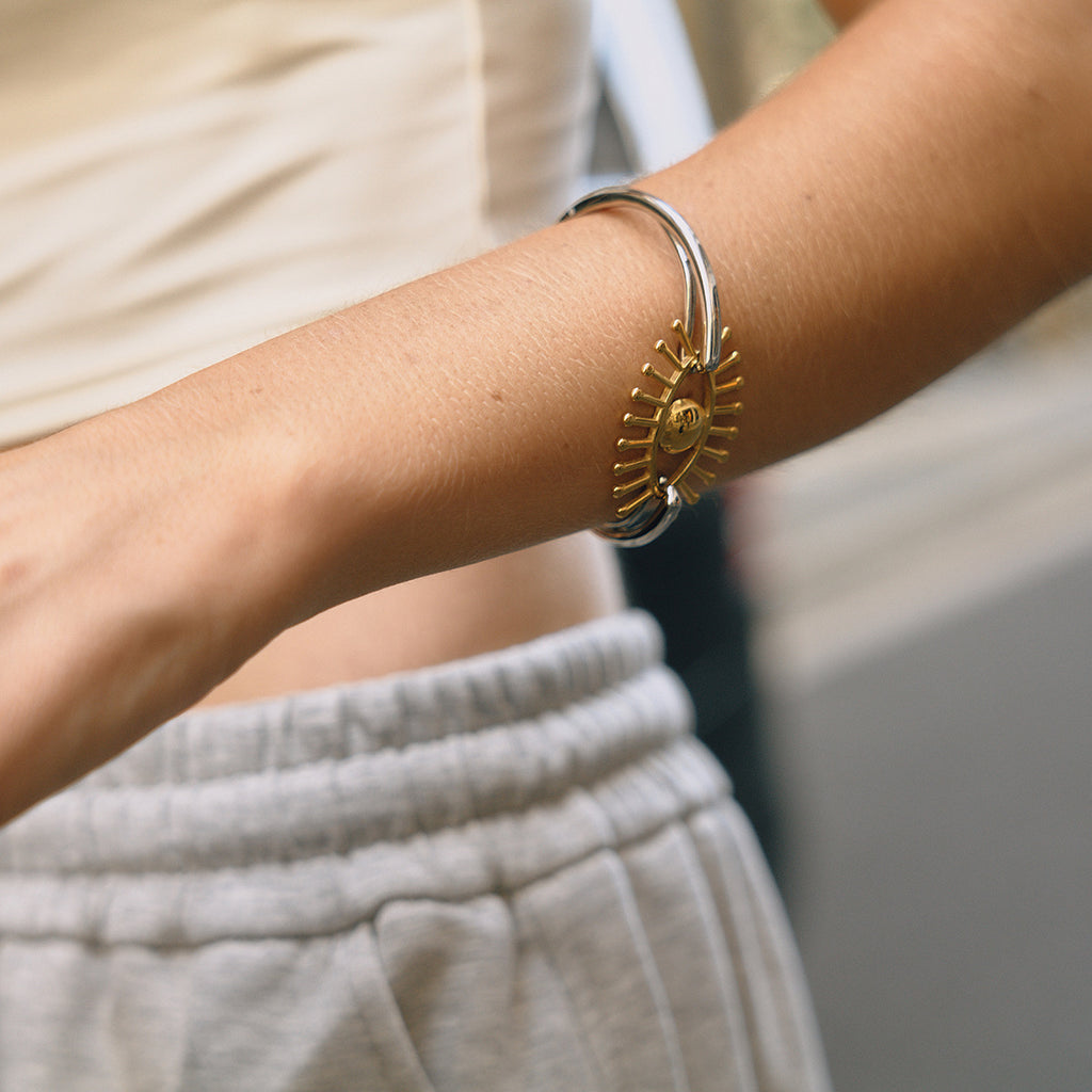 Color Matching Stainless Steel Bracelet – High-Grade Non-Fading Design