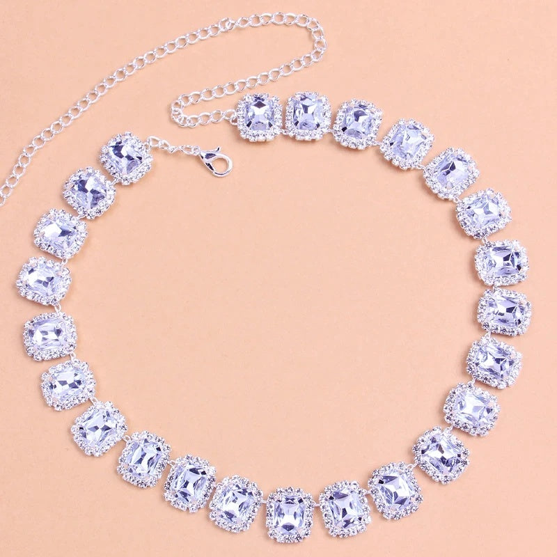 Elegant Retro Crystal Short Chain Necklace