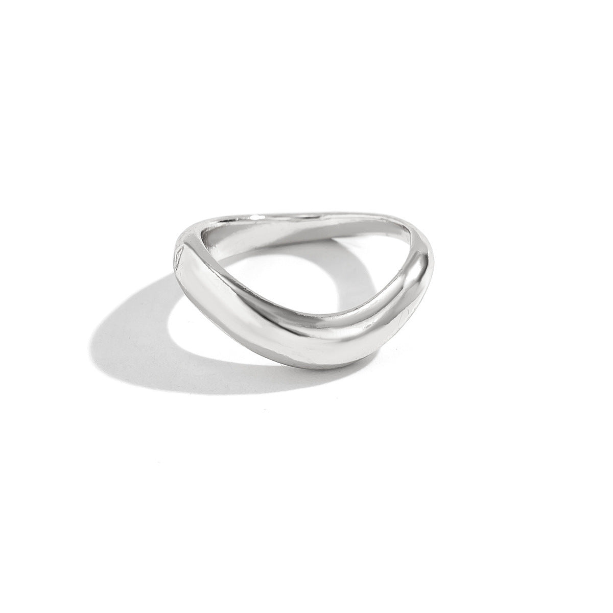 Liquid Lava Curved Ring – Glossy Pleated Women’s Jewellery