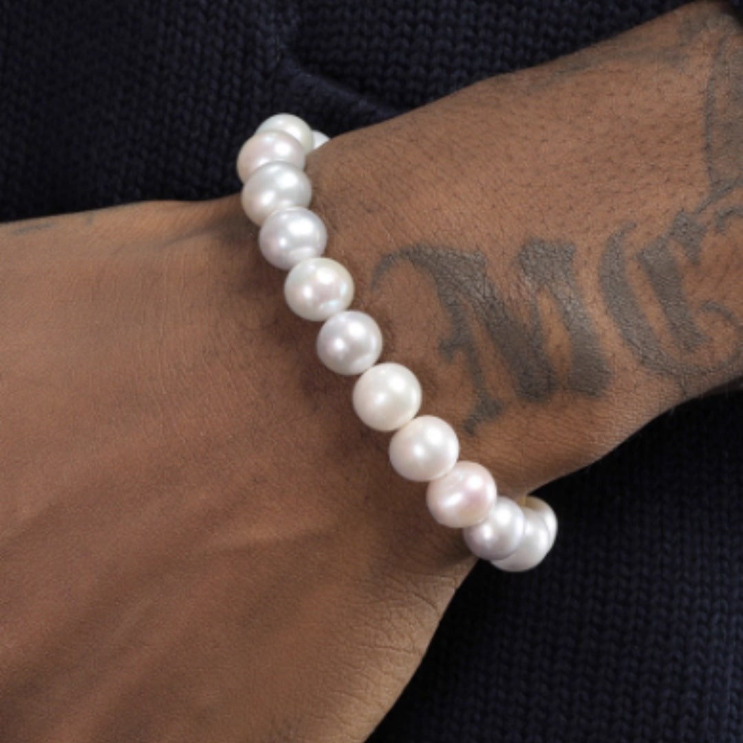 Unisex Mother of Pearl Bracelet – Elegant Everyday Accessory