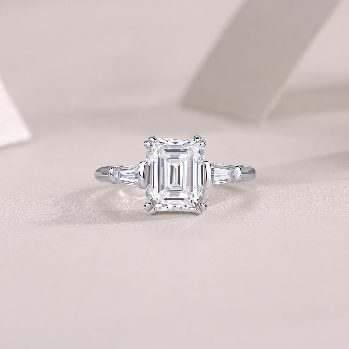 Starry Sky Mirror Women’s Moissanite Ring – S925 Sterling Silver with Platinum-Plated Diamonds, Elegant Fashion Jewellery